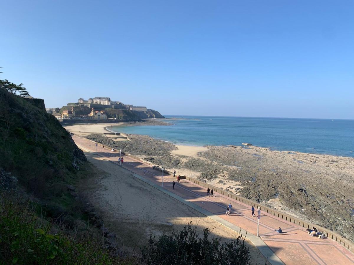 Appartement Villa Chausey, Vue Sur Le Port غرانفيل المظهر الخارجي الصورة